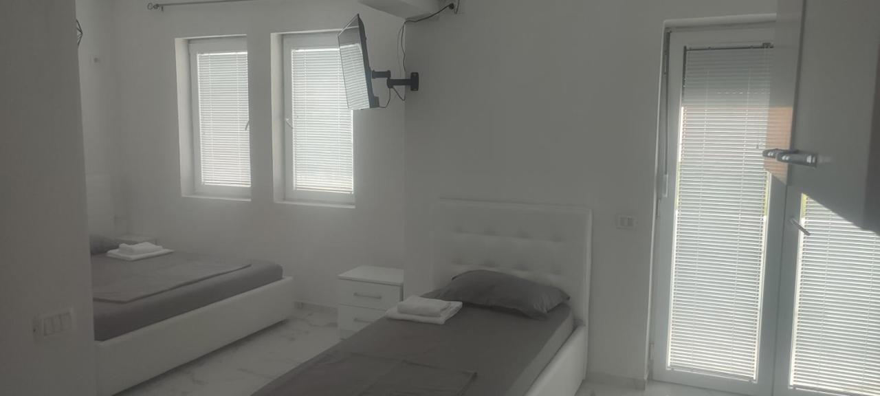 Golem Apartment Eksteriør bilde